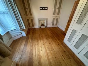 Photo 6- click for photo gallery